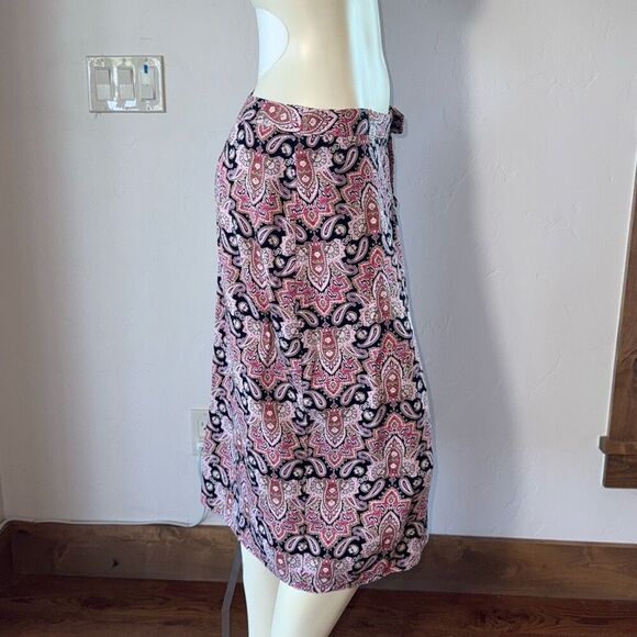 Maurices Bohemian Pink Paisley Print Wrap Skirt Size Medium Rayon - Picture 6 of 13
